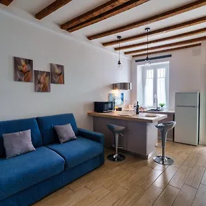 https://duomo-cadorna-moderno-in-zona-centrale.italymilanhotels.net